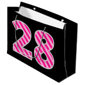 Grand Sac Cadeau Fun rose rayé "28"; Joyeux 28e anniversaire; Nom (Devant Angle)