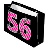 Grand Sac Cadeau Fun rose rayé "56"; Joyeux 56e anniversaire; Nom (Devant Angle)