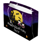 Grand Sac Cadeau Halloween Joyeux Anniversaire Vampires foncé viole (Dos Angle)
