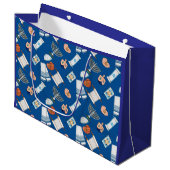 Grand Sac Cadeau Hanukkah Fun Gift Bag (Devant Angle)