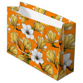 Grand Sac Cadeau Jardin de Magnolia en jaune (Devant Angle)