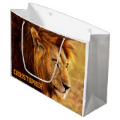 Grand Sac Cadeau La photographie noble de lion (Devant Angle)