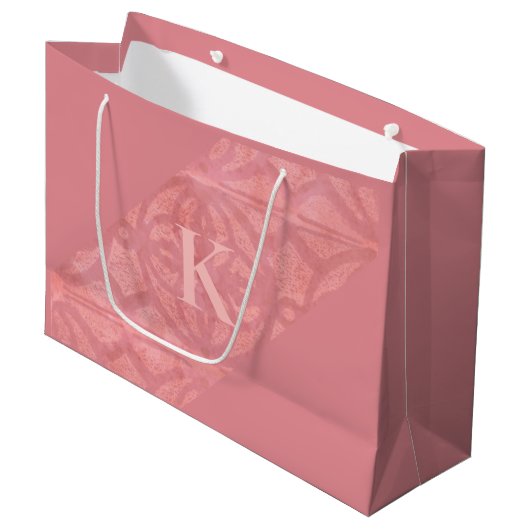 Grand Sac Cadeau LETTRE Batik ROUTINE (Devant Angle)