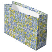 Grand Sac Cadeau Mediterranean Amalfi Coast Blue Tile Lemon (Devant Angle)