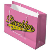 Grand Sac Cadeau Modèle de conception Brooklyn Gold Swoosh (Devant Angle)
