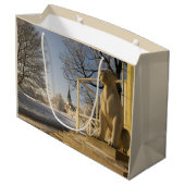 Grand Sac Cadeau Moscou. Hiver. sculpture de lions. (Dos Angle)