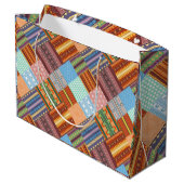 Grand Sac Cadeau Motif de patchwork tribal confortable (Dos Angle)