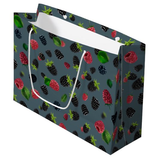 Grand Sac Cadeau Motif framboise 2 (Devant Angle)