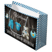 Grand Sac Cadeau Nouveau bébé personnalisé garçon (Devant Angle)