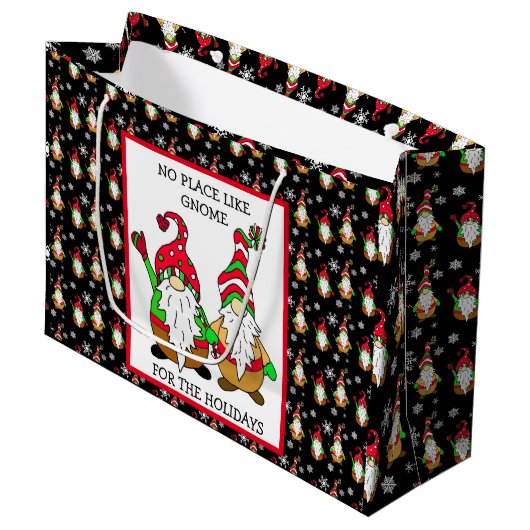 Grand Sac Cadeau Pas d'endroit comme Gnome pour les fêtes Noël (Devant Angle)