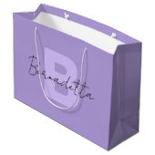 Grand Sac Cadeau Pastel Purple | Élégant script de nom manuscrit (Dos Angle)