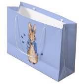 Grand Sac Cadeau Peter le lapin avec des papillons bleus (Devant Angle)
