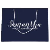 Grand Sac Cadeau Proposition Bridesmaid | Script moderne bleu marin (Devant)