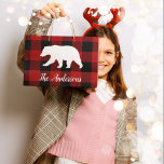 Grand Sac Cadeau Red Buffalo Plaid & Bear | Nom personnel Cadeau<br><div class="desc">Red Buffalo Plaid & Bear | Nom personnel Cadeau</div>