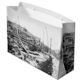 GRAND SAC CADEAU RESTAURANT SCRANTON PENNSYLVANIA BLUE LANTERN (Dos Angle)