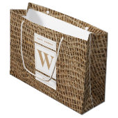 Grand Sac Cadeau Rustic Burlap Monogramme Anniversaire initial (Devant Angle)