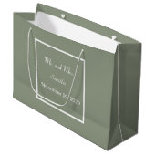 Grand Sac Cadeau Sage simple élégant Vert & Blanc Mariage Grand (Devant Angle)
