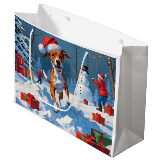 Grand Sac Cadeau Scène festive de Noël avec Basenji dans la neige (Devant Angle)