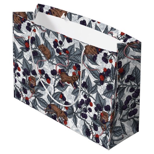Grand Sac Cadeau Souris et mûres sur blanc (Dos Angle)