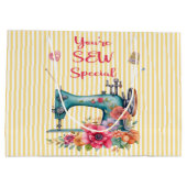 Grand Sac Cadeau Vous êtes Sew Special Gift Bag (Dos)