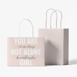 Grand Sac Cadeau Vous N'Êtes Pas Une Seule Fille Citation De Motiva<br><div class="desc">Vous N'Êtes Pas Une Seule Fille Citation De Motivation Positive</div>