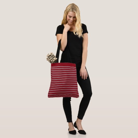 Grand Sac fourre-tout à rayures (Sur le modèle)