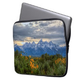 Grand Tetons Laptop Sleeve (Voorkant Links)