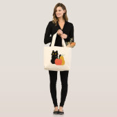Grand Tote Bag Chat noir et Citrouille (Devant (modèle))