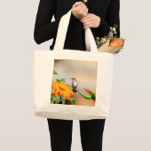 Grand Tote Bag Colibri sur un plante à fleurs (Devant (produit))