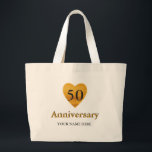 Grand Tote Bag Gold Heart 50th Anniversary Personnalisé<br><div class="desc">Ce nom personnalisé monogramme Gold Heart 50th Anniversary mignon sac fourre-tout vintage. Vous pouvez célébrer le Joyeux 50e anniversaire sur coeur d'or pour célébrer cette date spéciale de Cinquante ans ensemble. Customisez "vos noms".</div>