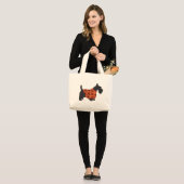 Grand Tote Bag Térrier Écossais dans un Pull (Devant (modèle))