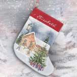 Grande Chaussette De Noël Arbre de Noël Snowman Cadeaux Enfants Scène d'hive<br><div class="desc">🌟 🎄 Ce merveilleux bas de Noël présente une illustration romantique d'un merveilleux pays d'hiver avec un arbre de Noël dans un paysage enneigé avec des cadeaux, des baies et des branches. Dans l'arrière - plan vous pouvez voir une maison confortable et des enfants construire un bonhomme de neige. Une...</div>
