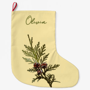 Grande Chaussette De Noël Beurre. Jaune avec fougère et petits cônes de pin