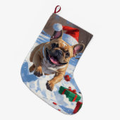 Grande Chaussette De Noël Chien de taureau français coule en neige avec Casq (Devant (Accrochage))