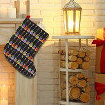 Grande Chaussette De Noël Guitares électrique acoustique coloré motif de mus<br><div class="desc">Guitare festive cool colorée Noël Stocking. Ces guitares électriques, acoustiques et semi-acoustiques multicolores sont dessinées à la main et peintes dans des couleurs psychédéliques éclatantes chaque guitare portant un motif de chapeau de Père Noël mignon. Le stock de Noël parfait pour les guitaristes et les mélomanes. Illustration guitare OEuvre originale...</div>