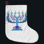 Grande Chaussette De Noël menorah à fleurs hanoukka<br><div class="desc">"menorah fleurie hanoukka", "menorah florale", "hanoukka violet", "hanoukka rose", "hanoukka menorah", "hanoukka menorah heureux", "channukah", "hanoukka fleoral", Hanoukka", </div>