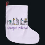 Grande Chaussette De Noël New York Hanoukka Purple Chanukah Holiday<br><div class="desc">Il présente une illustration originale en stylo et en encre de divers monuments de New York "habillés" pour la saison des fêtes. Parfait pour Hanoukka ! Cette conception est également disponible sur d'autres produits. Ne vois-tu pas ce que tu cherches ? Vous avez besoin d'aide pour la personnalisation ? Contactez...</div>