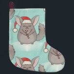 Grande Chaussette De Noël noël chinchillas xmas stockage<br><div class="desc">"chichillas de noël",  "noël moche",  "chichillas de père Noël",  "chichillas de santa claus",  "chichillas de xmas",  chinny,  chinmas,  "chichillas mignonnes",  chichillas "mignonettes",  noël,  Noël,  père Noël,  père Noël,  "santa claus" kawaii drôle</div>