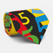Grande cravate du numéro 5 pour le cinquantième ou (Roulé)