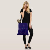grande étoile sur sac cabas bleu (Sur le modèle)