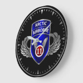Grande Horloge Ronde 11e division aéroportée (Angle)