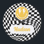 Grande Horloge Ronde 1anniversaire sourire visage rétro noir blanc supe<br><div class="desc">Un joyeux sourire d'anniversaire mec visage rétro noir,  blanc et jaune super éclat boulon cool d'anniversaire horloge.</div>