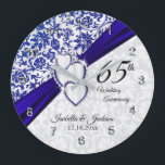Grande Horloge Ronde 45e / 65e anniversaire du Mariage Sapphire<br><div class="desc">Clock personnel. 45e ou 65e sapphire wedding Anniversary Keepsake. ⭐ This Product est 100% Customizable. Graphics and text can be deleted, moved, resized, changed around, rotated, etc... 99% de ma designs in my store are done in layers. This makes it easy for you to resize and move the graphics and...</div>