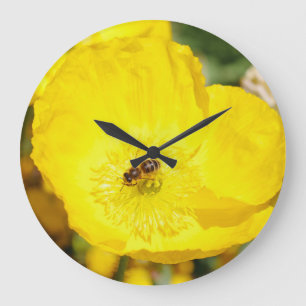 Grande Horloge Ronde Abeille baignée de jaune