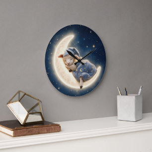 Grande Horloge Ronde Agneau bébé dormant sur un croissant de lune