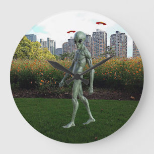 Grande Horloge Ronde Alien marchant par le parc