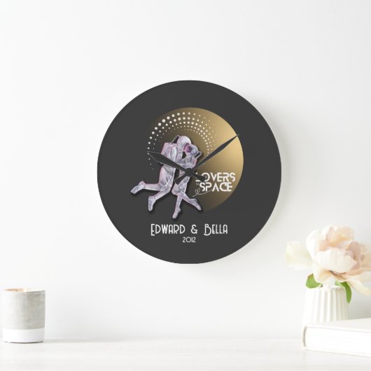 Grande Horloge Ronde Amateurs d'astronautes s'embrasser dans l'espace a (Maison)