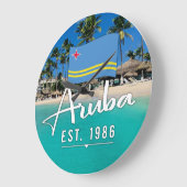 Grande Horloge Ronde "Aruba Est. Plage Drapeau 1986" (Angle)