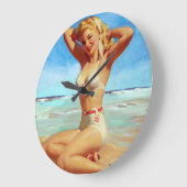 Grande Horloge Ronde Basking sur le Beach Pin Up (Angle)
