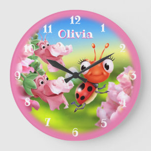 Grande Horloge Ronde Beautiful Ladybug in the flower garden.